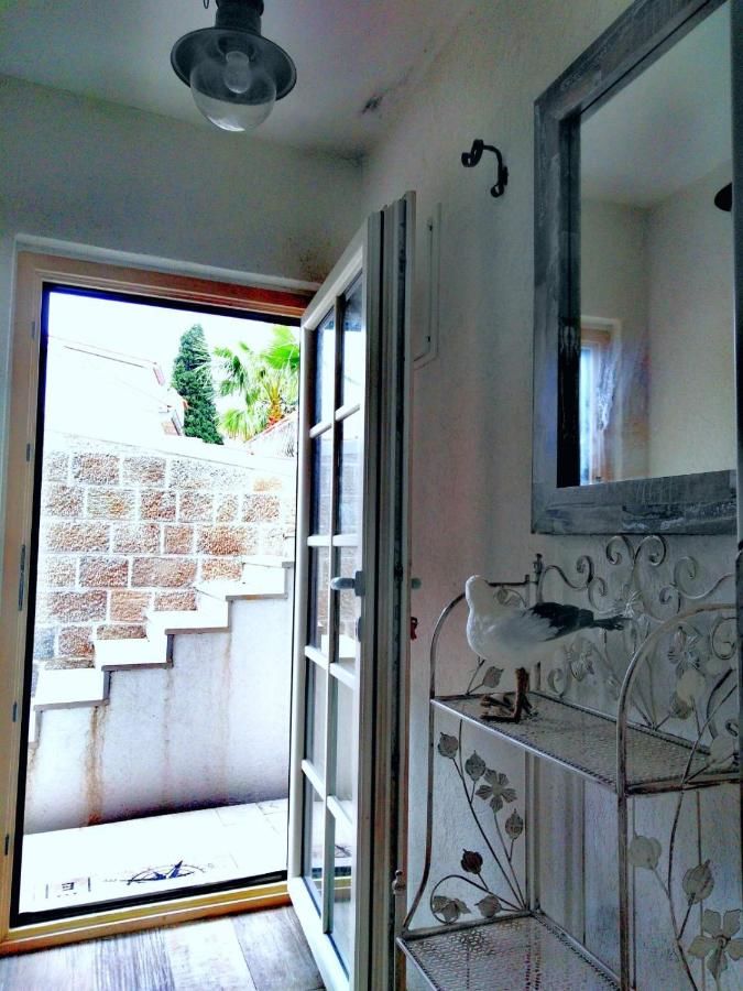 Апартаменты Apartment Mediterraneo Seagull Пераст